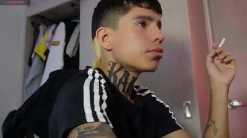 angel_luna0 online show from 06-22-26, 01:41