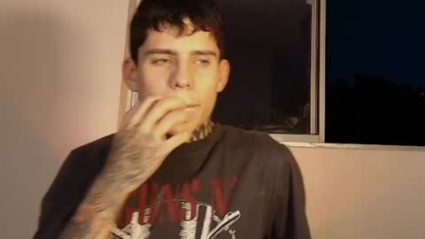 angel_luna0 online show from 07-16-26, 11:44