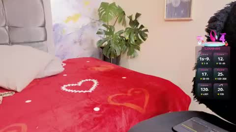 Snapshot of angel_medussa chatting on 06-17-26, 08:54 angel_medussa online show from 06-17-26, 08:54