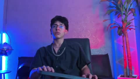 Snapshot of angel_scott2 chatting on 03-03-26, 11:27 angel_scott2 online show from 03-03-26, 11:27