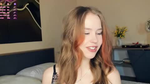 SofiaSofi online show from 04-12-26, 07:13