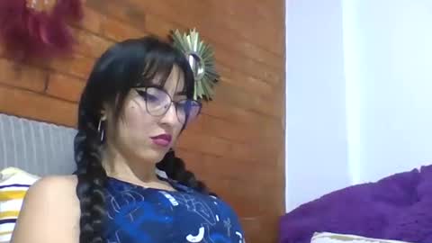  Angela  online show from 12-17-25, 06:47