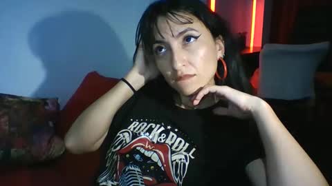 Snapshot of angela_mis chatting on 04-28-26, 03:33 Angela online show from 04-28-26, 03:33