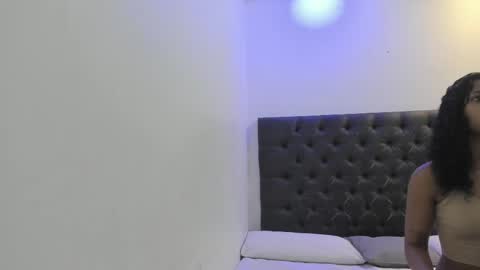 angela_rendon online show from 06-01-26, 10:50