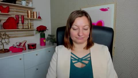 Angela online show from 04-09-26, 06:19