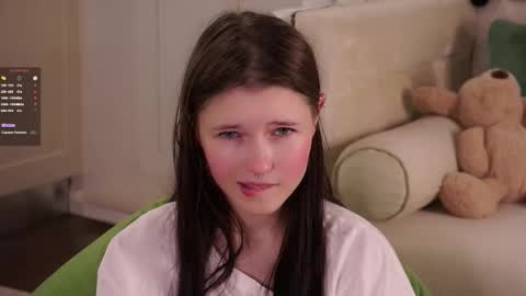 Snapshot of angelabalay chatting on 09-13-25, 11:10 Mary online show from 09-13-25, 11:10