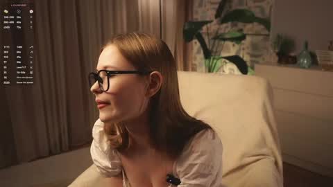 Mary online show from 04-01-26, 01:41