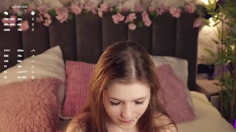 Snapshot of angelabalay chatting on 05-15-26, 01:51 Mary online show from 05-15-26, 01:51