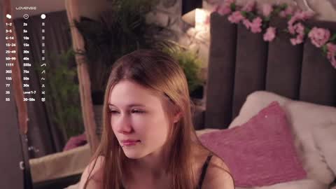 Snapshot of angelabalay chatting on 05-16-26, 04:50 Mary online show from 05-16-26, 04:50