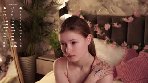 Snapshot of angelabalay chatting on 05-28-26, 12:02 Mary online show from 05-28-26, 12:02