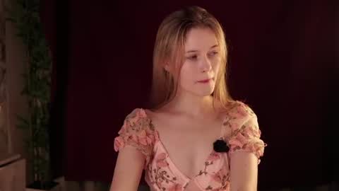 Snapshot of angelabalay chatting on 07-09-26, 12:09 Mary online show from 07-09-26, 12:09