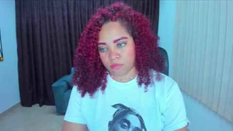 Angela online show from 10-08-25, 10:51