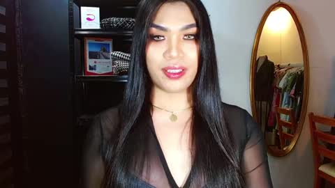 Angela online show from 02-04-25, 10:24