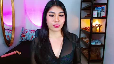 Angela online show from 03-02-25, 11:42