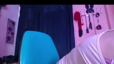 Angela online show from 07-07-26, 10:58