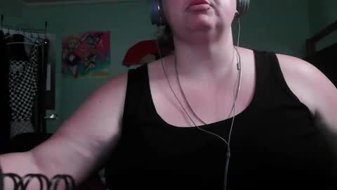 Snapshot of angelbaby582 chatting on 01-13-26, 07:46 Angel online show from 01-13-26, 07:46