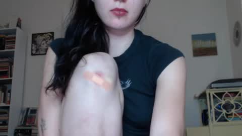 Snapshot of angelbabyvictoria chatting on 01-18-25, 04:48 Fern4Ever online show from 01-18-25, 04:48