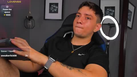 Snapshot of angelbell19 chatting on 02-13-25, 10:43 angelbell19 online show from 02-13-25, 10:43