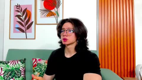 Angel Bennet online show from 12-17-24, 03:17