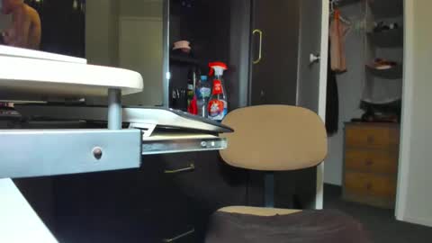 cheche online show from 03-22-26, 07:34