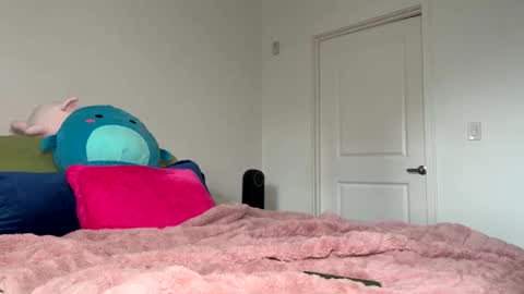 Snapshot of angelcookie chatting on 03-02-25, 11:53 angelcookie online show from 03-02-25, 11:53