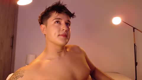 Angel online show from 01-11-26, 01:21