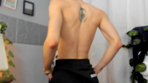 angeldamianart online show from 12-01-25, 03:39