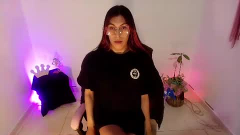 angele online show from 07-13-26, 06:11
