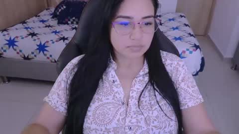 Snapshot of angeleslinda chatting on 01-18-25, 07:37 anastasia online show from 01-18-25, 07:37