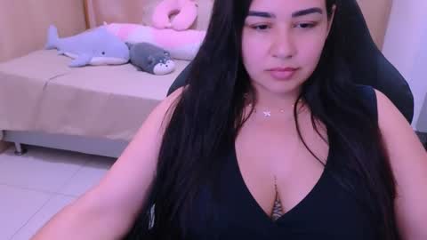 Snapshot of angeleslinda chatting on 04-25-26, 11:02 anastasia online show from 04-25-26, 11:02