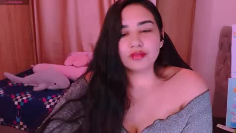 Snapshot of angeleslinda chatting on 05-14-26, 07:42 anastasia online show from 05-14-26, 07:42