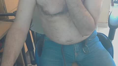 Snapshot of angelgarcia269 chatting on 12-16-24, 12:06 angelgarcia269 online show from 12-16-24, 12:06