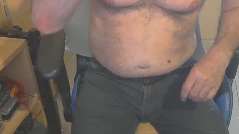 Snapshot of angelgarcia269 chatting on 02-04-25, 12:11 angelgarcia269 online show from 02-04-25, 12:11