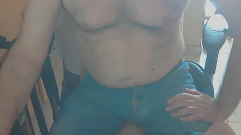 Snapshot of angelgarcia269 chatting on 03-02-25, 02:32 angelgarcia269 online show from 03-02-25, 02:32