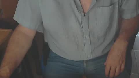 Snapshot of angelgarcia269 chatting on 03-08-25, 11:05 angelgarcia269 online show from 03-08-25, 11:05