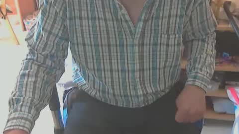 Snapshot of angelgarcia269 chatting on 09-29-25, 12:10 angelgarcia269 online show from 09-29-25, 12:10