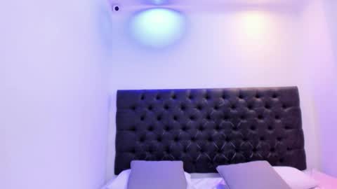 Snapshot of angeli_rivera chatting on 10-30-25, 10:27 Angeli online show from 10-30-25, 10:27