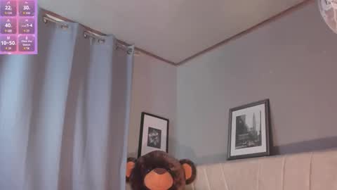 Carolina online show from 12-23-25, 01:14