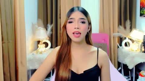 MISS PAU online show from 10-24-25, 02:30