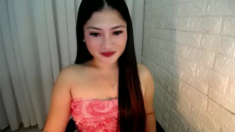 Snapshot of angelic_girlxx chatting on 03-03-25, 10:10 Angie online show from 03-03-25, 10:10