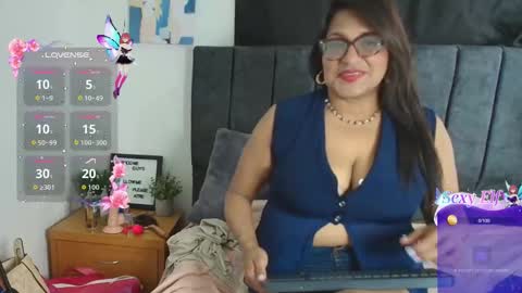Snapshot of angelica_mature49 chatting on 02-28-26, 07:26 Angelica online show from 02-28-26, 07:26