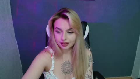 angelicablanch online show from 09-12-25, 09:04