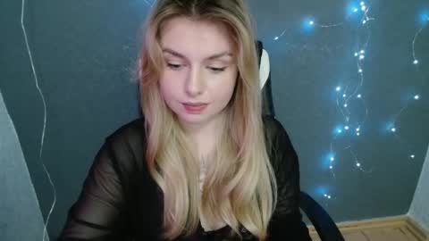 angelicablanch online show from 11-22-25, 05:56