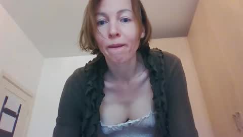 Snapshot of angelicfenix chatting on 02-19-26, 07:04 angelicfenix online show from 02-19-26, 07:04