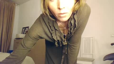 angelicfenix online show from 04-03-26, 06:50