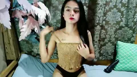 Snapshot of angelickath chatting on 10-16-25, 02:18 kath online show from 10-16-25, 02:18