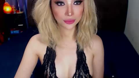 MS. AMALIA online show from 04-01-26, 07:20