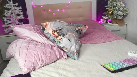 Angelika Rouge online show from 01-23-25, 03:43