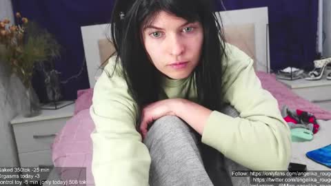 Angelika Rouge online show from 02-18-25, 12:49