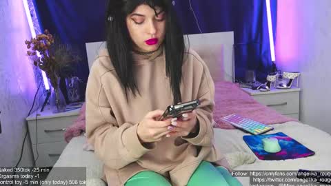 Angelika Rouge online show from 03-01-25, 03:38